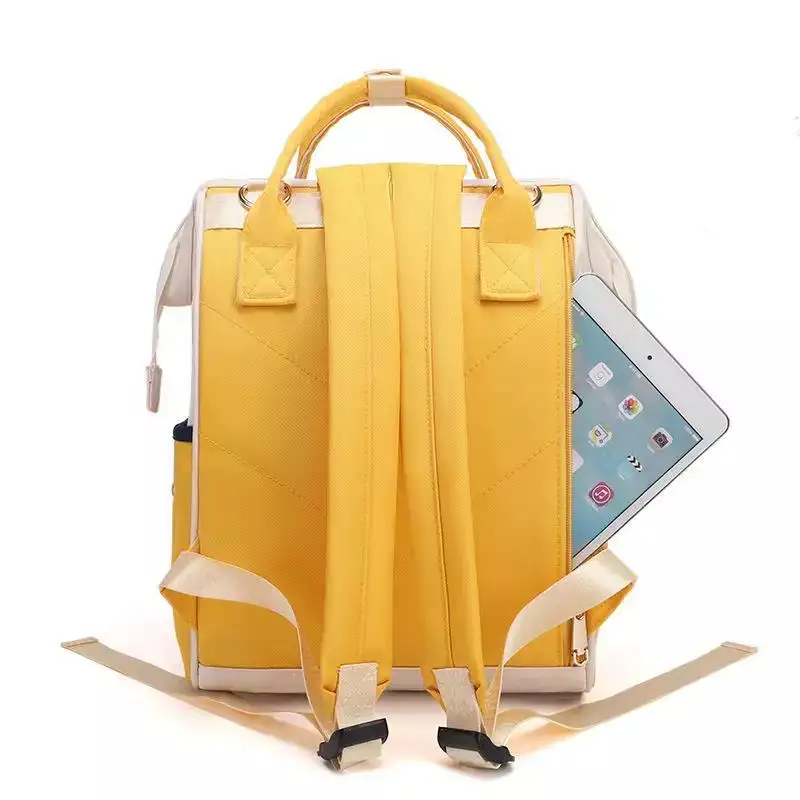Mochila maternal 2025