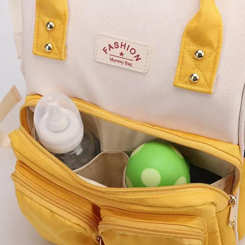 Mochila maternal 2025